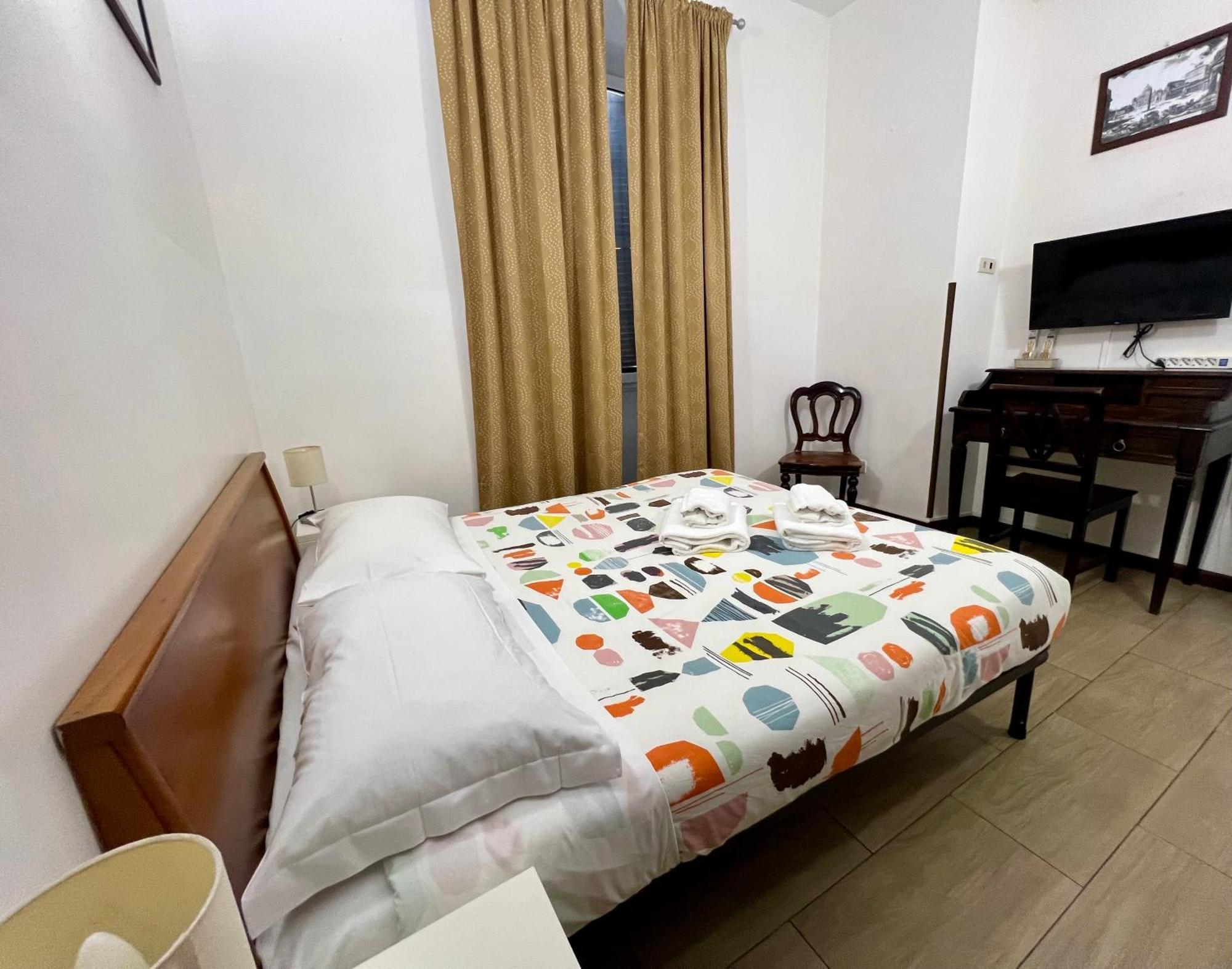 Booking Inn Settembre 95 — Foto 1