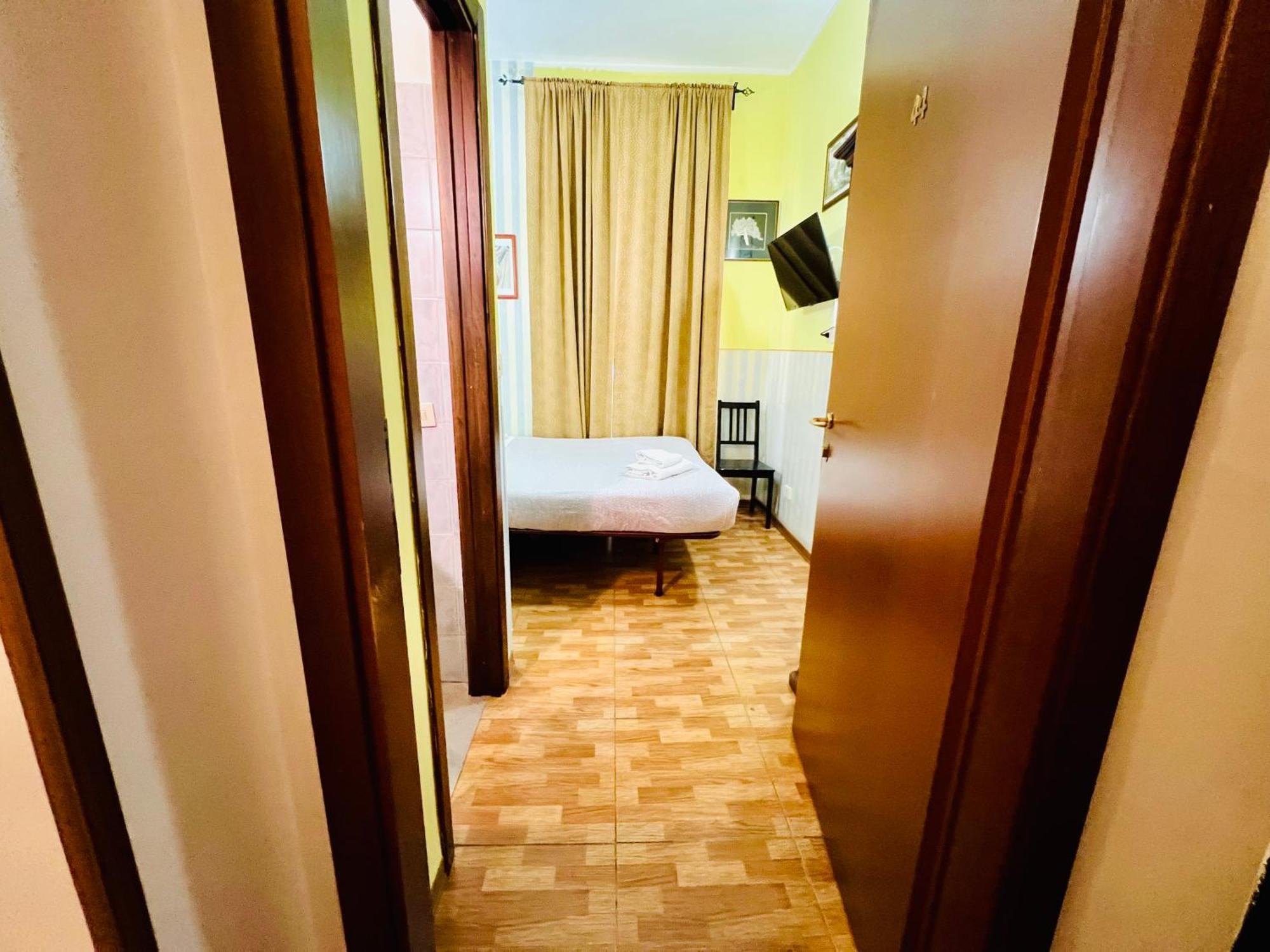 Booking Inn Settembre 95 — Foto 2
